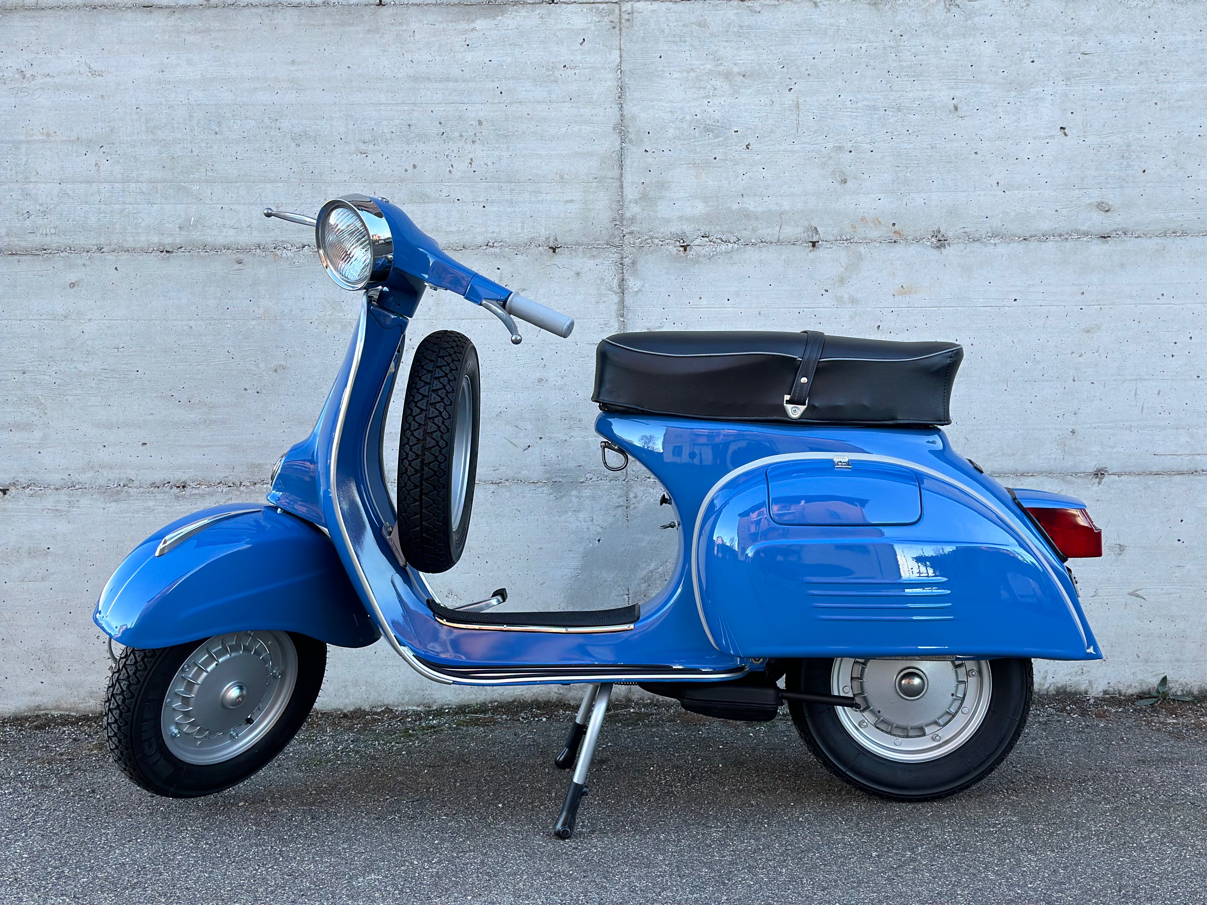 Vespa 125 GTR
