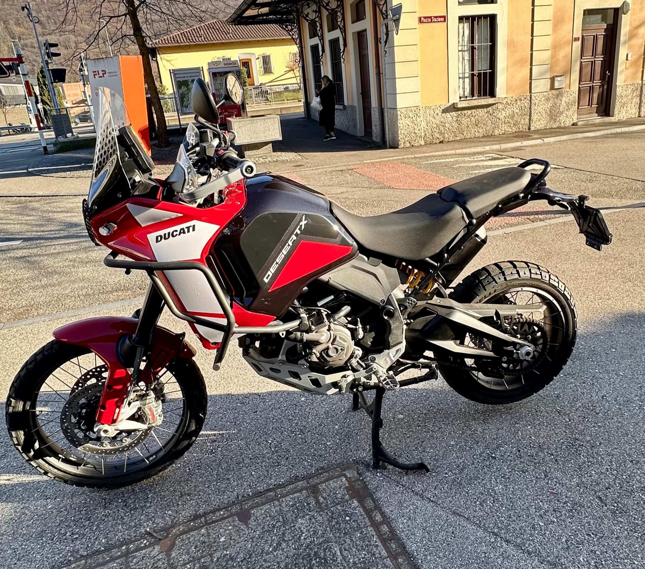 Ducati Desert x