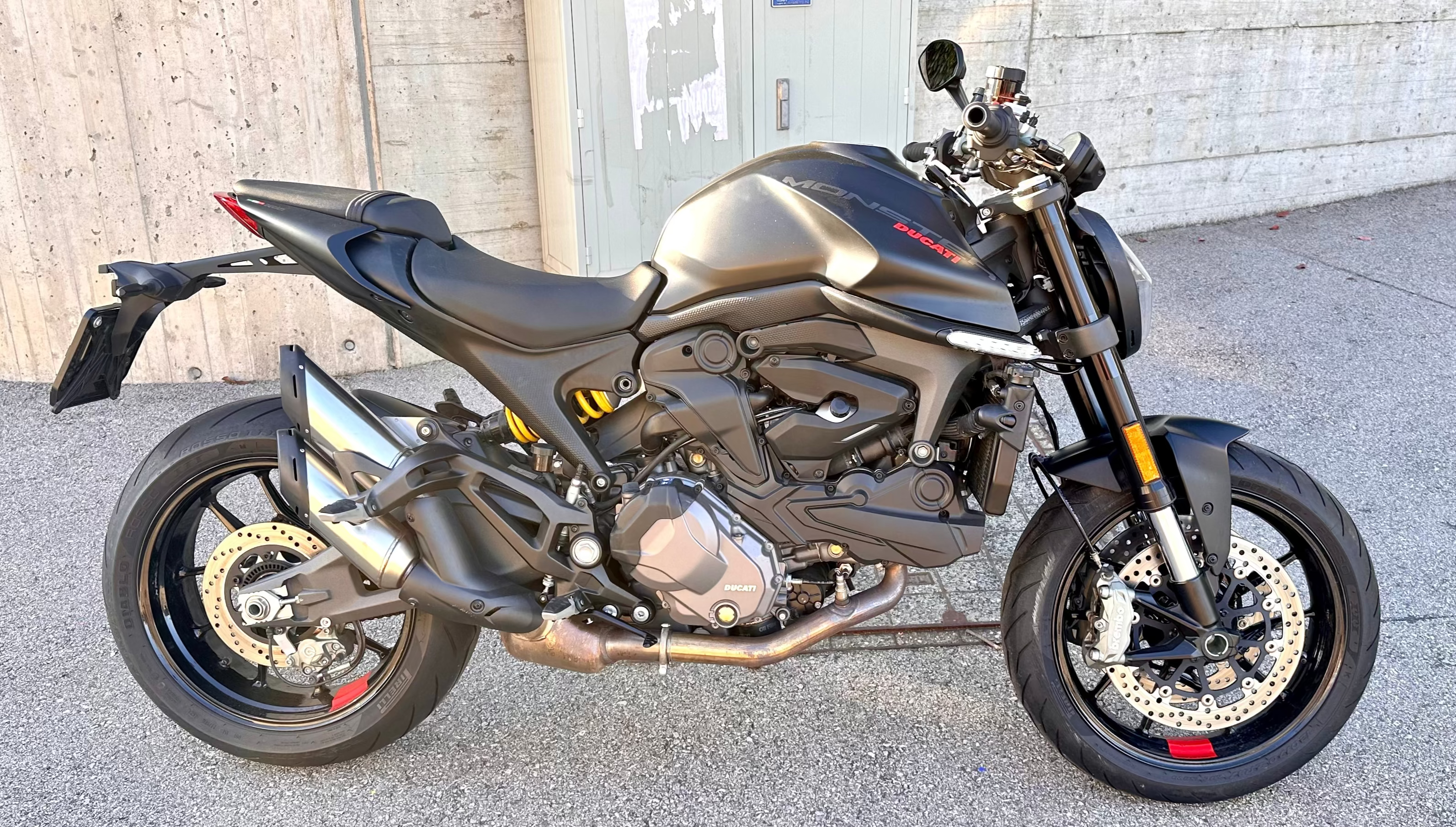 Ducati Monster 937