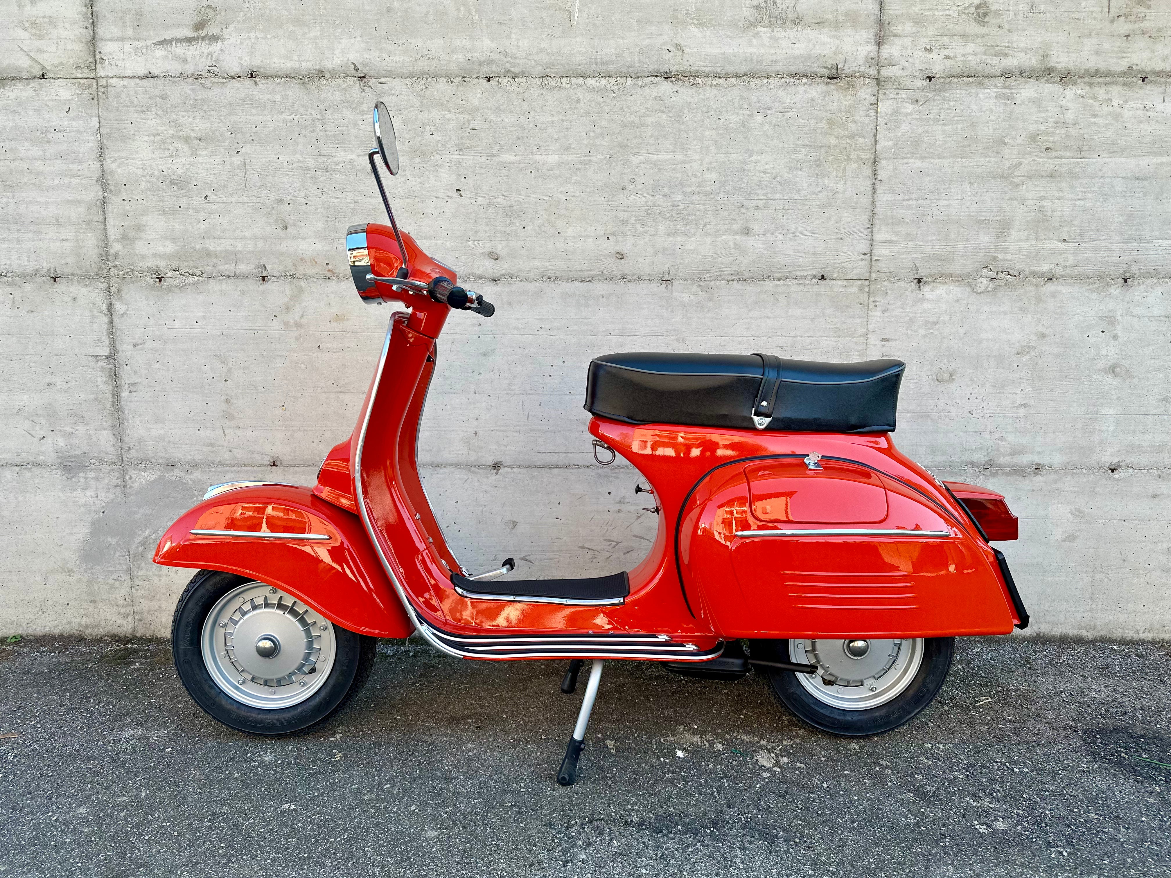 Vespa 125 GTR