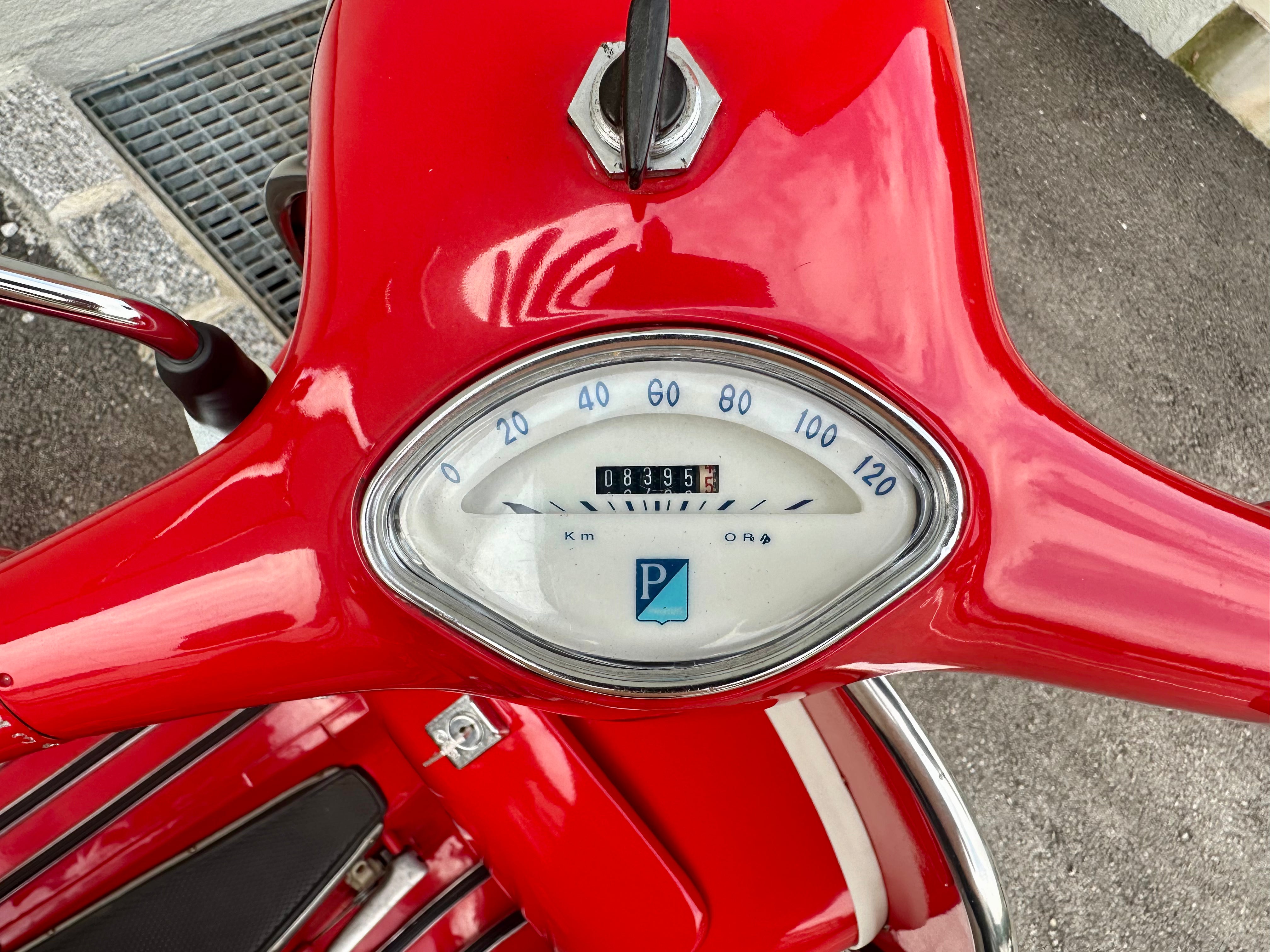 Vespa 180 Super Sport