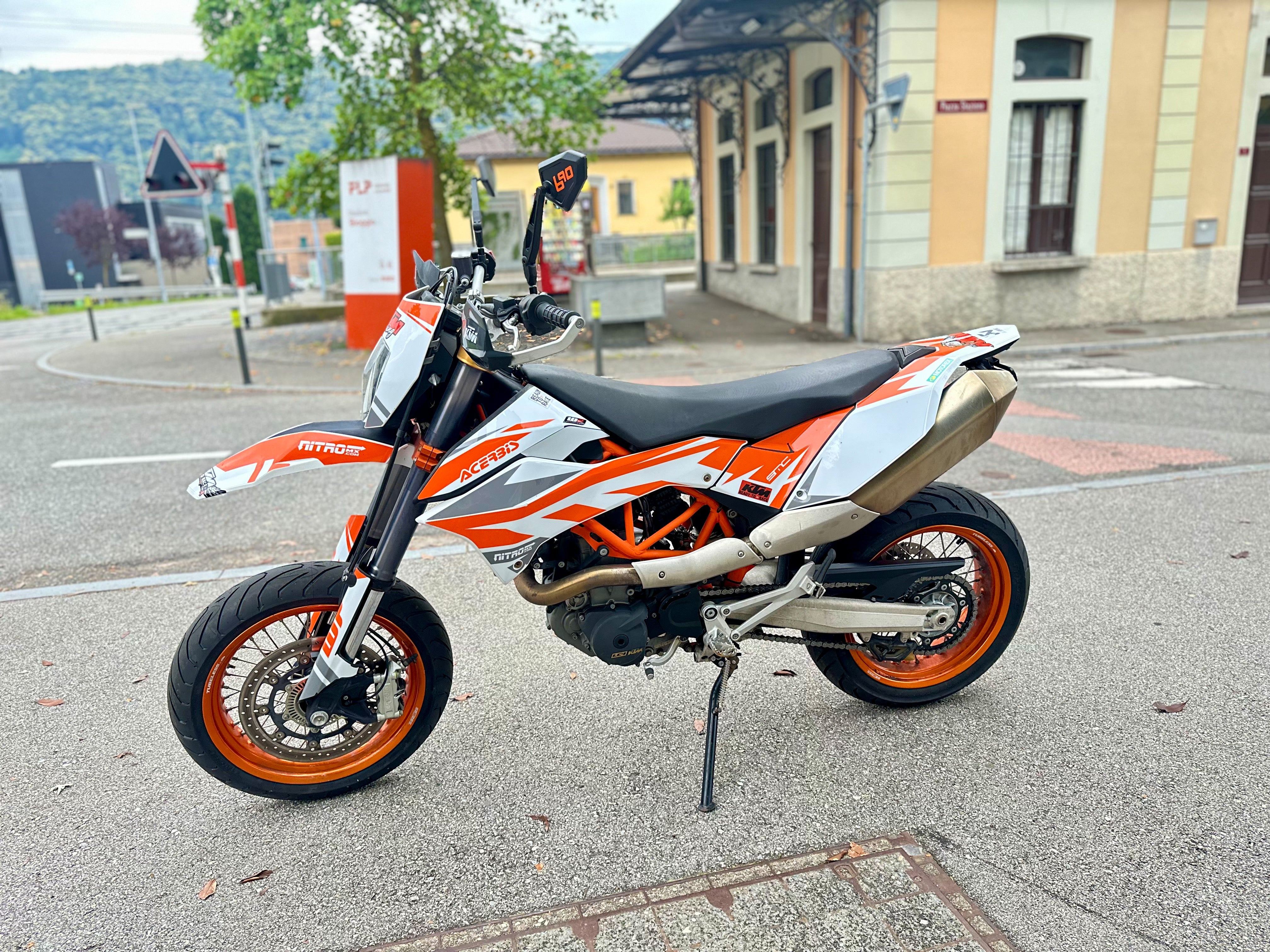 KTM 690 SMC R