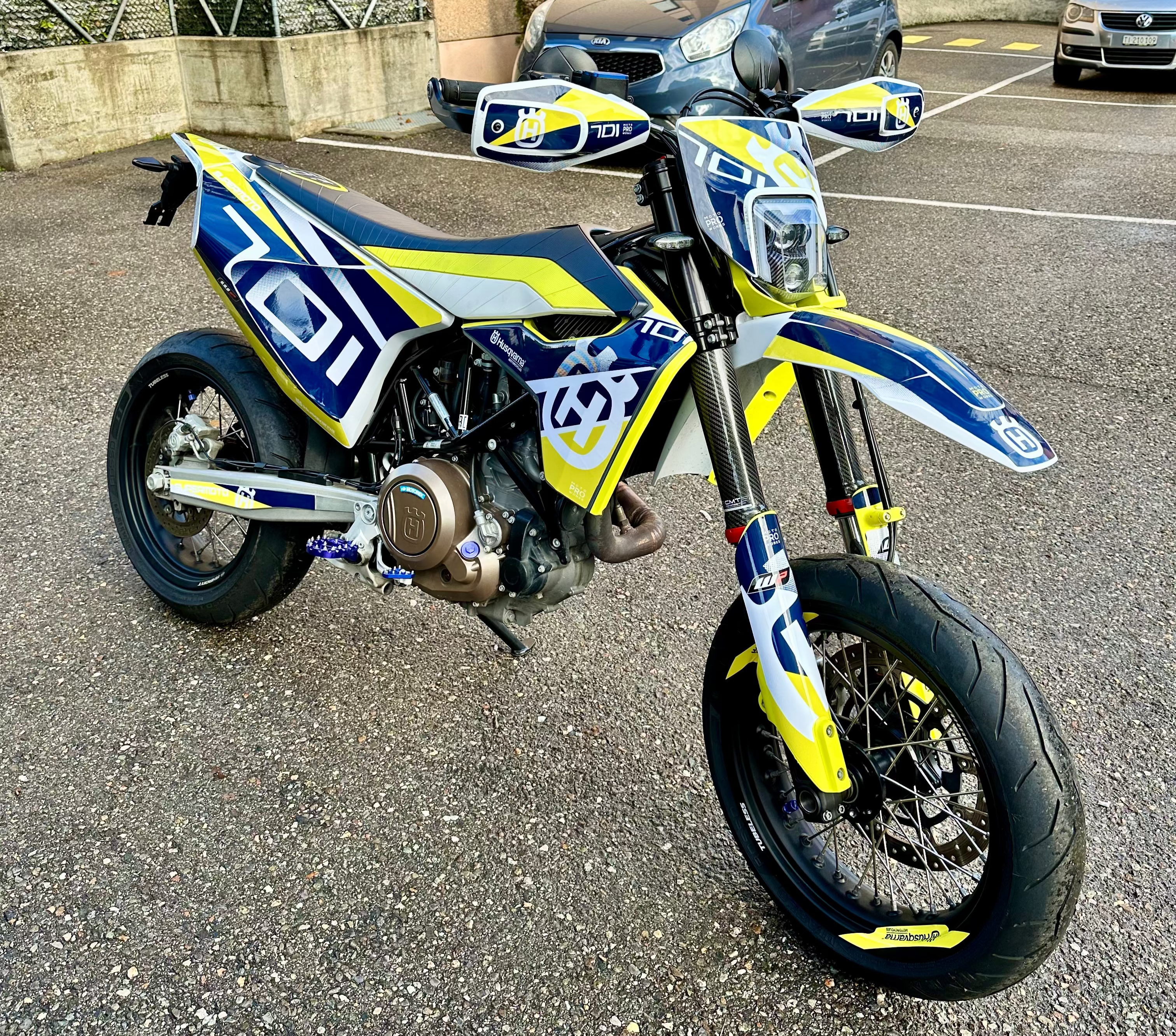 Husqvarna 701 Supermoto