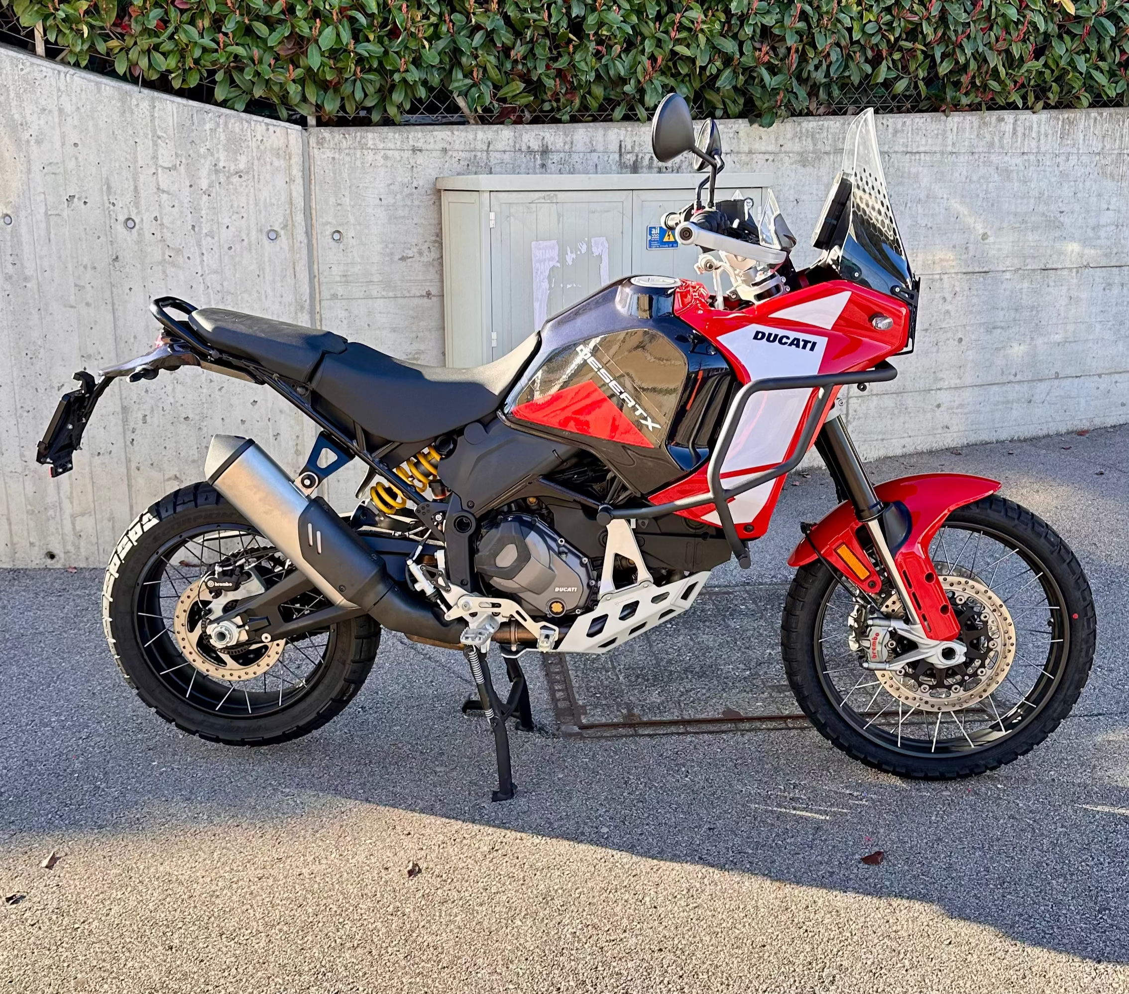 Ducati Desert x