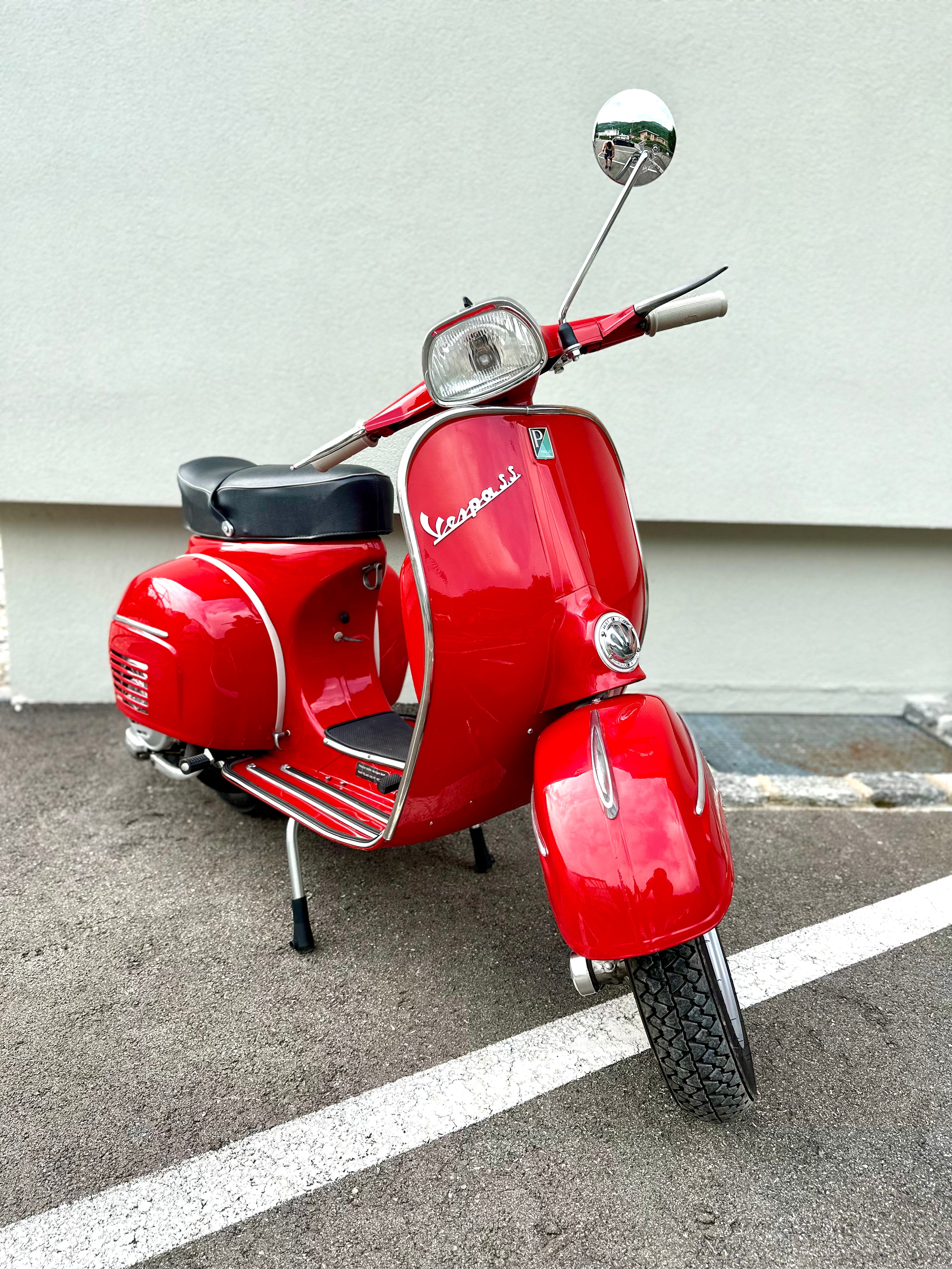 Vespa 180 Super Sport